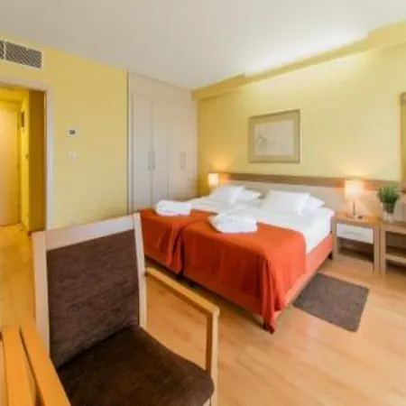 Hotel Aurora