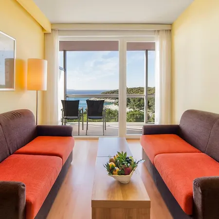 Aurora Hotel 4*