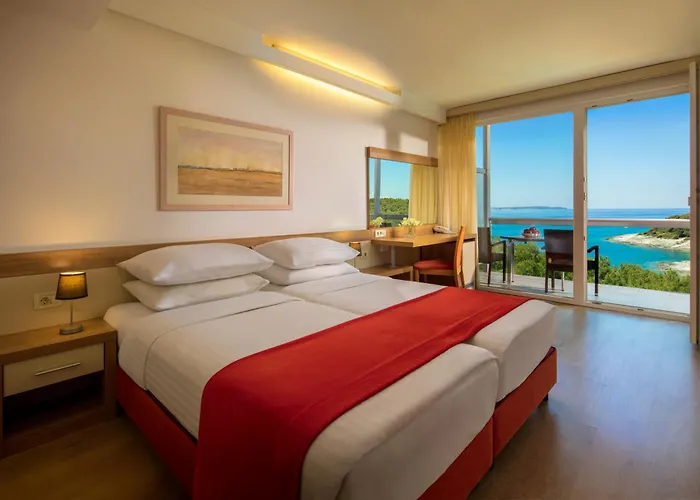 欧若拉酒店 木洛希尼