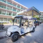 Aurora Hotel 4*