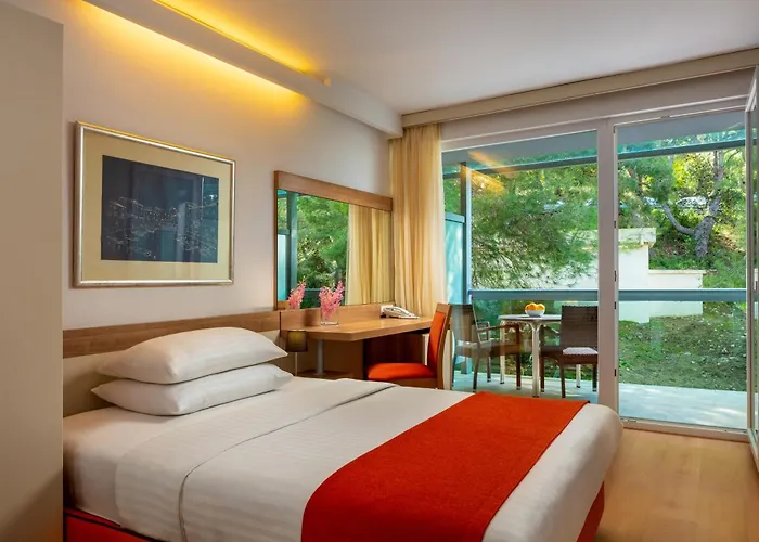 Hotel Aurora